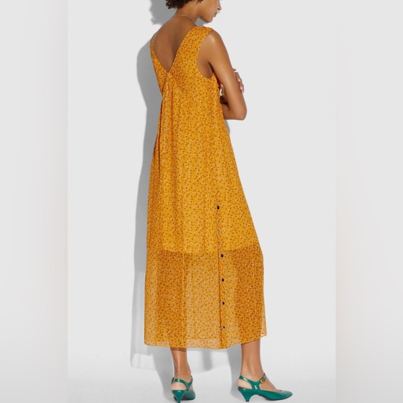 ✨Coach Sleeveless Silk Dot Print V Neck Dress in Yellow & Multi Dots, 8 NWT✨ - Picture 4 of 9